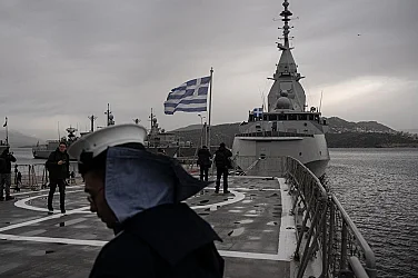 Гръцки полковник е арестуван за шпионаж в полза на Китай