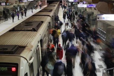 Кои линии на градския транспорт ще работят в София на Нова година?