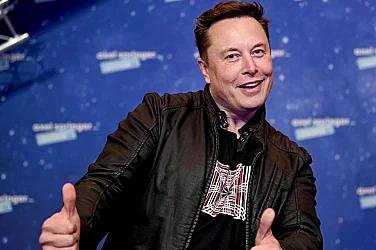 Илон Мъск стана първият човек, чието богатство надхвърля 800 млрд. долара