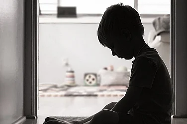 Вторият чифт обувки и екскурзиите – непосилен разход за всяко шесто дете