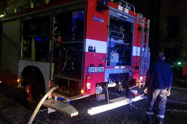 Асансьор се запали в столичния квартал „Сухата река“, евакуираха 20 души