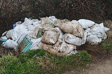 Незаконно сметище с трупове на животни откриха край Карлово