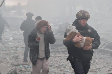 Русия удари Харков с ракети: 19 ранени, сред тях и дете