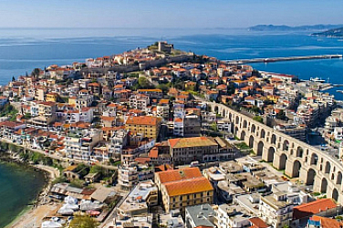 Кавала вдигна ръце от български просяци