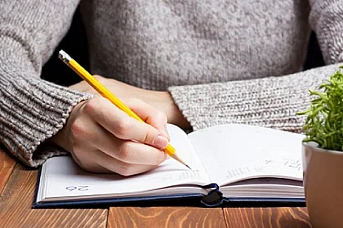 Провери грамотността си: Националната библиотека организира „Голямата диктовка“