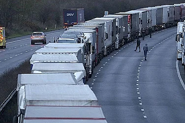 Ад на „Капитан Андреево“: 15 км опашка от камиони – шофьорите чакат цяла нощ