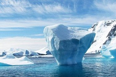 Топлата вода е достигнала Антарктида и вече „поглъща“ ледниците
