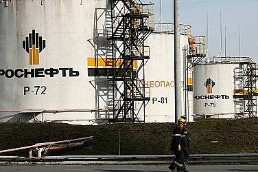 Брюксел отлага пълната забрана на руския петрол, ще чака изборите в Унгария