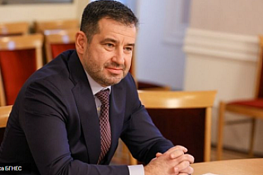 Мавров се връща на кормилото в НЗОК: Правомощията му възстановени, проверките текат