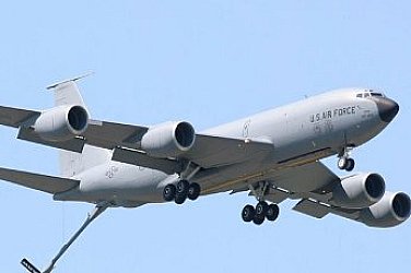 Софийското летище пълно с американски военни самолети. Готви ли се удар по Иран?