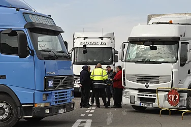 Тол такси, „Гражданска отговорност“ и компенсации вдигат превозвачите на протест