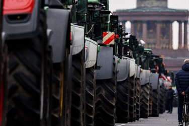 Гръцките фермери затвориха „Илинден-Ексохи“, интензивен трафик на „Капитан Андреево“