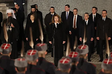 Поклон пред героите: България отбеляза 148 години свобода с тържествена заря