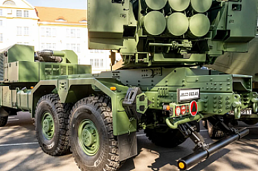 Ройтерс: САЩ заплашват да спрат помощта за Киев, ако не приеме мирната рамка