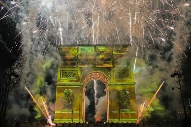 2026: Година на залози, войни и политическо оцеляване