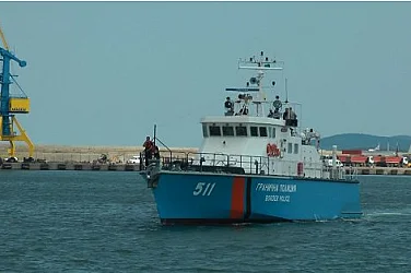 Търсенето продължава: Подновяват издирването на изчезналия риболовен кораб