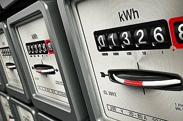 От над 8000 сигнала за високи сметки за ток само един е признат