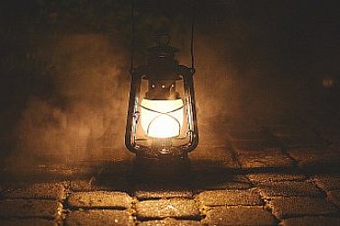 Украйна в най-тежкия режим на тока след ударите по енергийния сектор