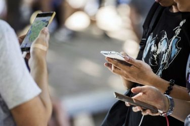 КРС: Нито заглушаване, нито саботаж – мобилните мрежи са нормални