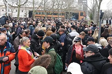 Хаос в Лион: Хиляди по улиците заради убийството на студент-националист