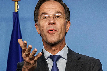 НАТО: Без паника, имаме силно ядрено възпиране