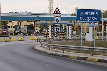 Затварят изцяло Дунав мост при Русе за ремонт днес