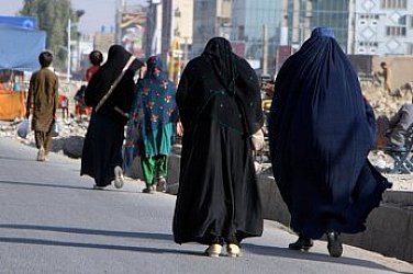 Талибаните върнаха робството и Средновековието