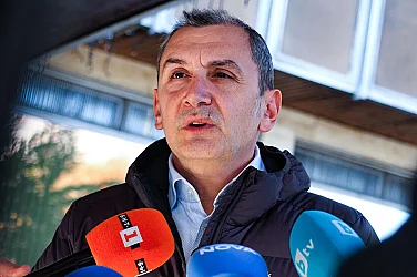 Решението са ваксините: Здравният министър за заразата от морбили в Бяла Слатина