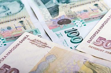 БНБ: Парите в обращение намаляха с над 2 млрд. лева заради еврото