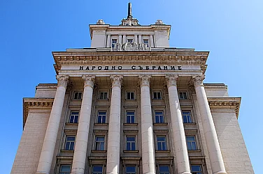 Енергийната комисия се събира извънредно заради 437 млн. евро по ПВУ