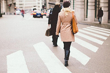 Ограничават скоростта на пешеходците. В Словакия не се церемонят