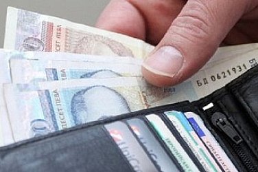 Трудът на 31 декември и 2 януари няма да се заплаща като за официални празници