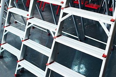 Как да изберете подходящата алуминиева стълба за вашата работа?