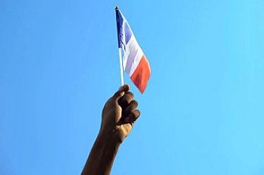 Франция крие руски активи за 18 милиарда евро за Украйна, разкрива FT