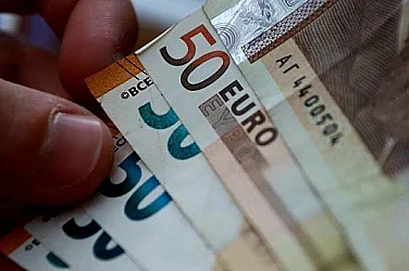 Българите в чужбина вече изпращат по-малко пари у нас –  спад от 12 млн. евро