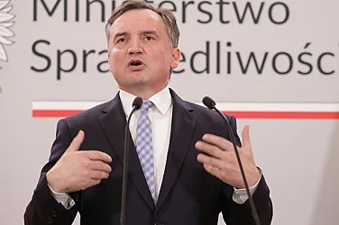 Полша издирва бившия си правосъден министър, той се укрива в Унгария