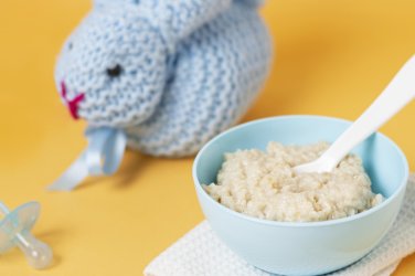 Арсен в бебешка каша: Опасни партиди изтеглени от пазара, вижте номерата