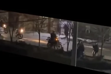 Ужас в Машхад: Кадри със стрелба по цивилни взривиха социалните мрежи