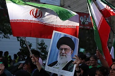 Експерти съветват Тръмп да не удря Техеран в момента. Politico: И да иска, не може