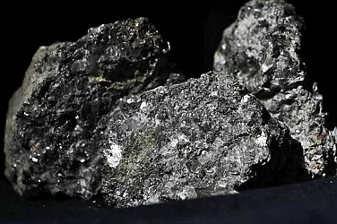 ЕС е зависим от Русия и Китай за критични суровини и това е риск, сочи доклад