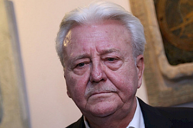 Асен Агов пред Фрог: Блъфът на Си Дзинпин е за наивници. Радев нанася огромна вреда на България