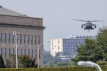 Пентагонът иска да превърне водещи автомобилни производители в оръжейни компании