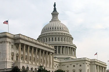 Сенатът удари Тръмп: Конгресът поставя лимит на военните му решения