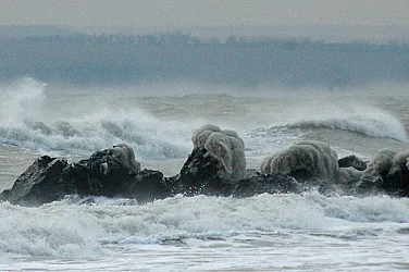 Корабът ВН8212 вероятно е бедствал преди да изчезне, издирването е спряно за днес