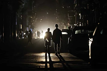 Започва постепенно възстановяване на електричеството в Куба