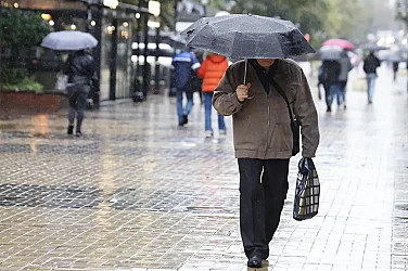 Дъжд в първия ден от седмицата
