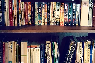 Литературата е на ход: Дес е световният ден на книгата и авторското право