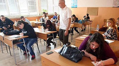 20% увеличение на заплатите или учителите излизат на протест