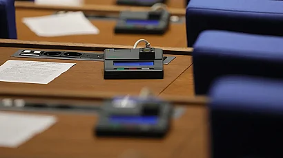 Темите за нов ръководител на разузнаването и съдебната реформа влизат в пленарна зала