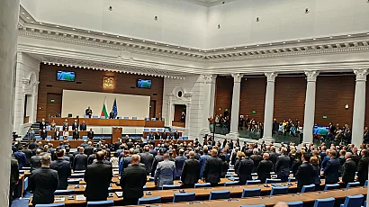 Смяна на караула: Нови депутати заменят министрите в ПГ на Прогресивна България